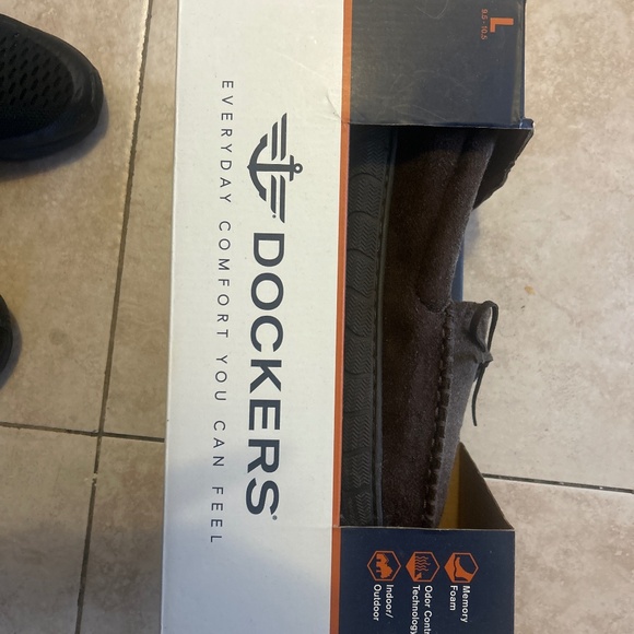 Dockers Other - Dockers slippers BnWT